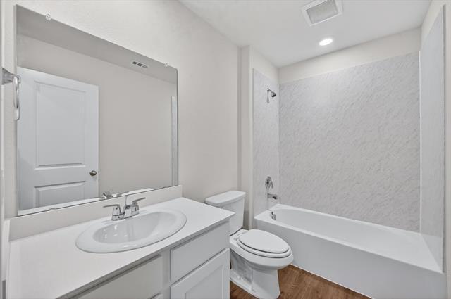 Building Photo - 3918 Applewood Trl