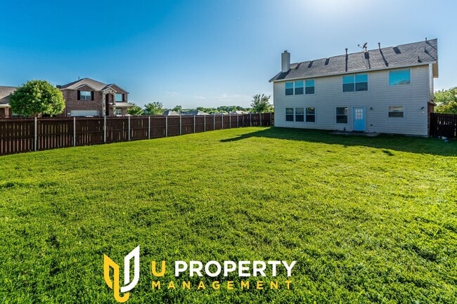 Building Photo - 5425 Smt Vw Dr