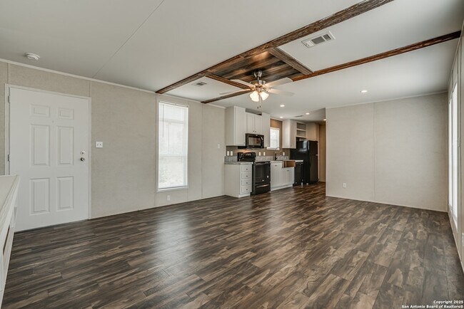 Building Photo - 78 Spanish Oak Rd