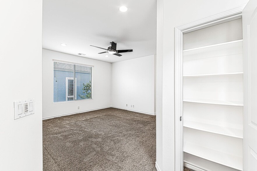 Building Photo - 119 Granada Ave