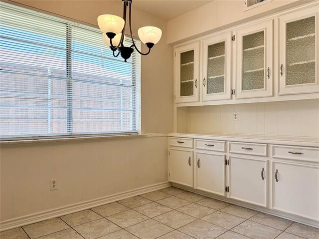 Building Photo - 4737 Thunder Rd