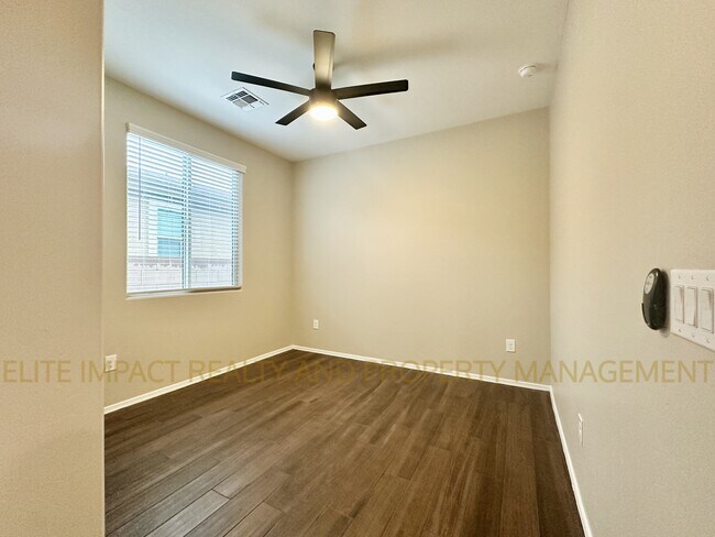 Building Photo - 6514 E Via Arroyo Azul