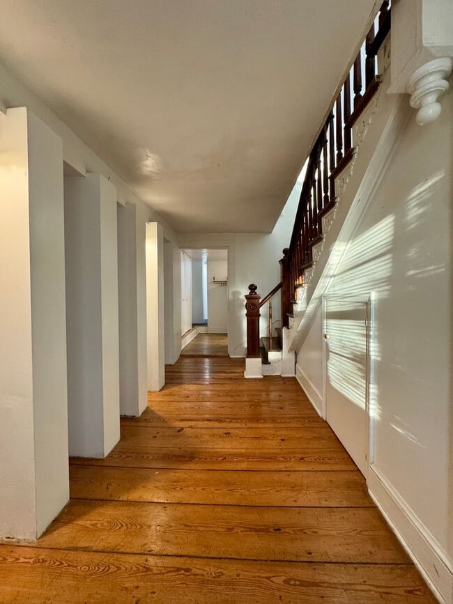 Building Photo - Historic Three Bedroom Home With Ample Outdoor Space