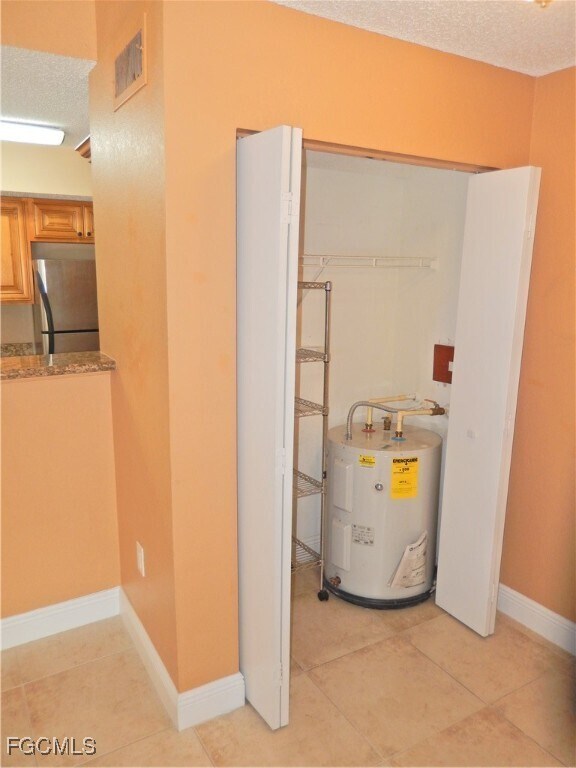 Building Photo - 12571 Equestrian Cir