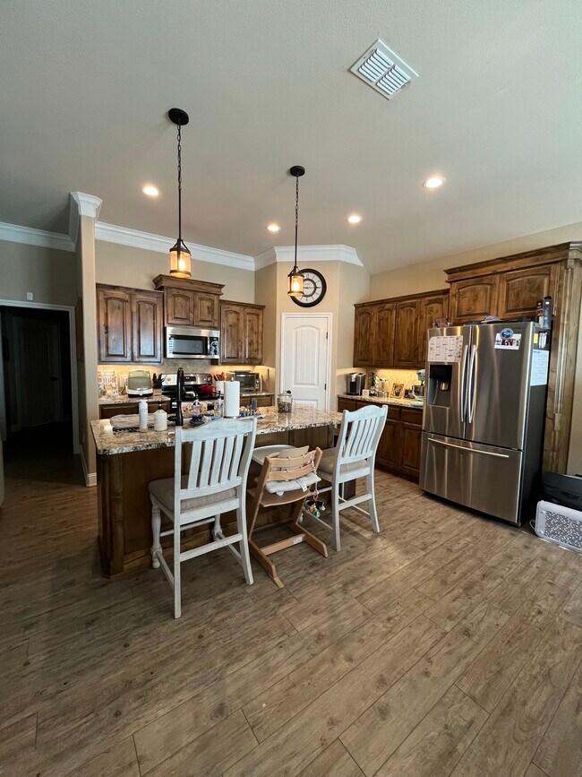 Building Photo - 7509 Olive Grove Ave