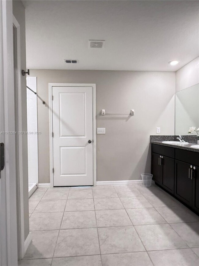 Building Photo - 39889 Harmon Grove Ct