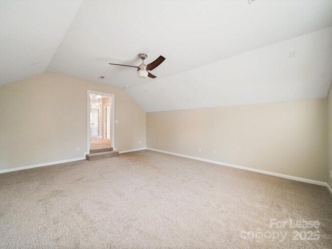 Building Photo - 10205 Falling Leaf Dr NW