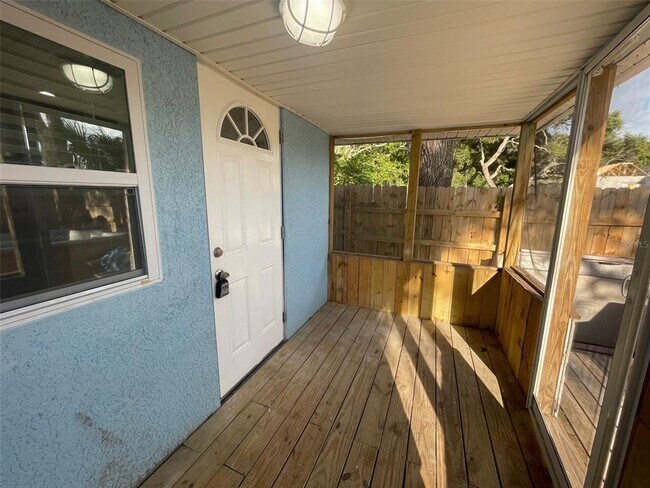 Building Photo - 3485 Adrian Ave