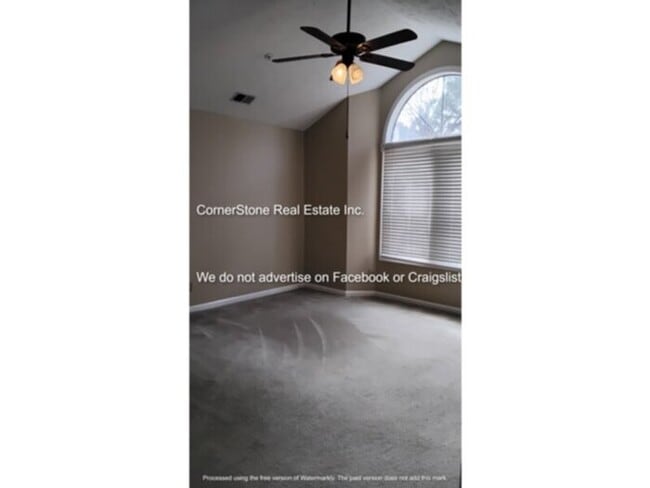 Building Photo - 6720 Willowbrook Dr