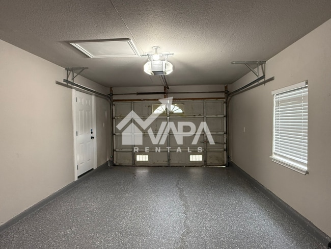 Building Photo - 817 Meadow Peak