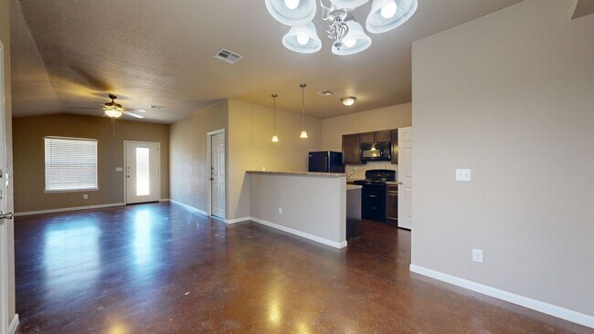 Building Photo - 2 WEEKS FREE!!!!  NOW ONLY $1395 NO CARPET DUPLEX IN HARKER HEIGHTS!!!!