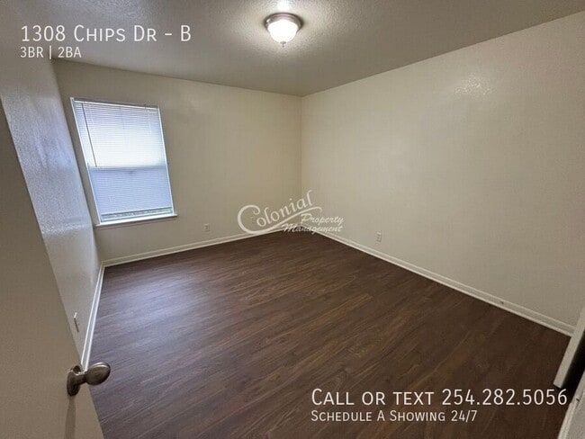 Building Photo - 1308 Chips Dr