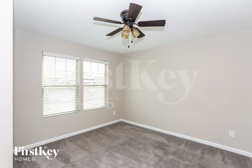 Building Photo - 8184 Thornton St