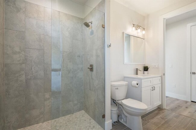 Building Photo - 20704 Leaning Oak Dr