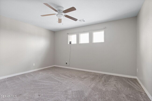 Building Photo - 7129 Long Meadow Dr