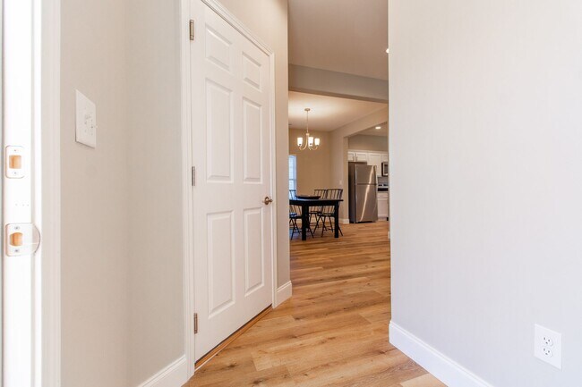 Building Photo - 3449 Frylee Ct