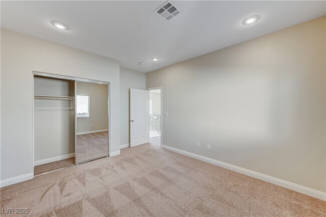 Building Photo - 536 Puenta Del Rey St