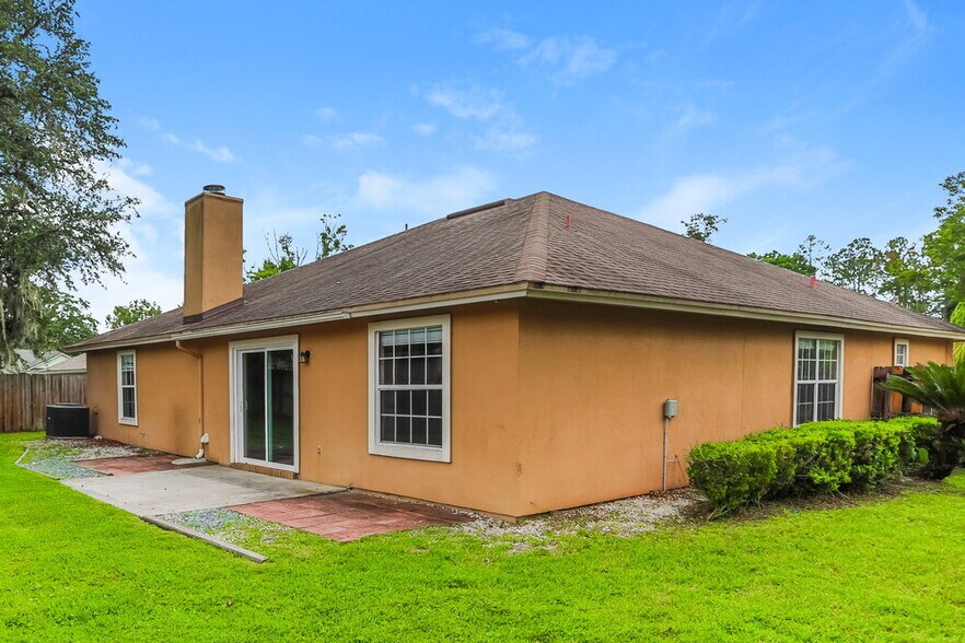 Building Photo - 607 Cozybrook Ln