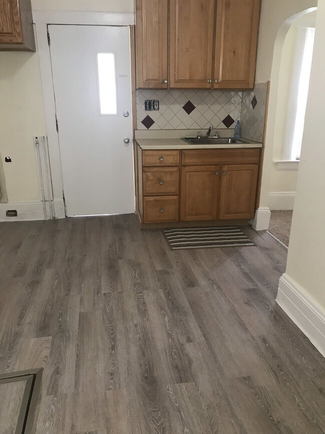 Kitchen - 3422 Bosworth Rd