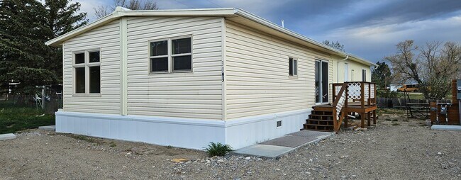 Building Photo - 30 3rd St