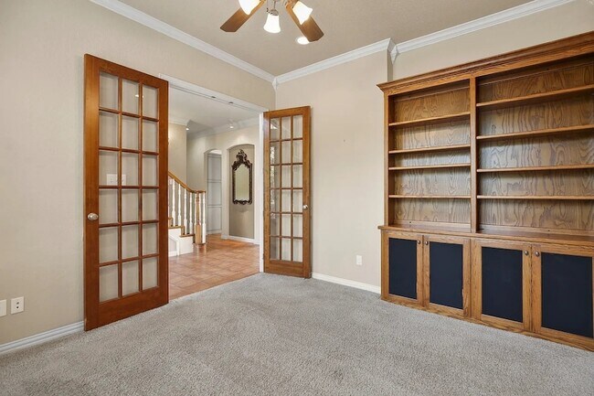 Building Photo - 3103 River Bend Dr