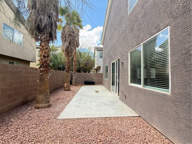 Building Photo - 9731 Valmeyer Ave