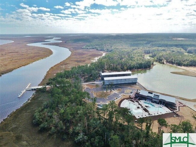 Building Photo - 421 Bear River Dr