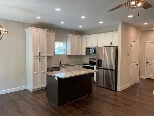 Kitchen - 894 Caleb Xing