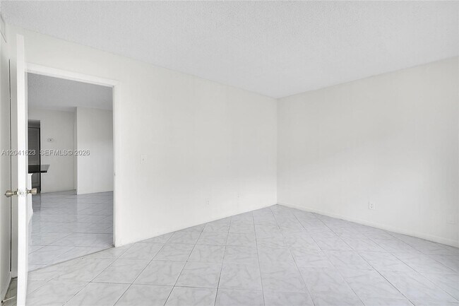 Building Photo - 755 NW 104th Ave