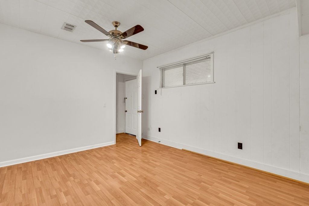 Building Photo - 711 Hemlock St