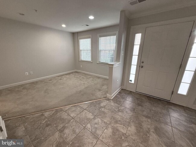 Building Photo - 3529 Sprigg St S
