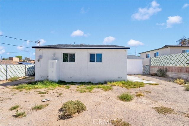 Building Photo - 520 Adele Dr