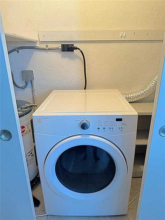 Building Photo - 2001 World Pkwy Blvd