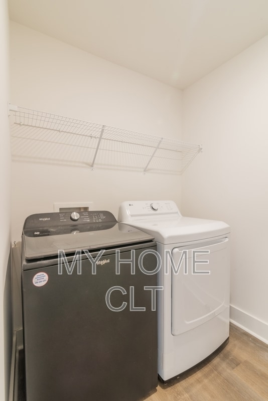 Building Photo - 2617 Dr Carver Rd