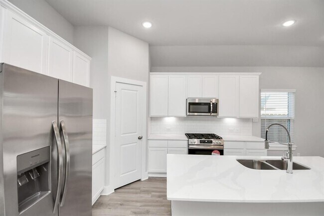 Building Photo - 7546 Terramar Bay Ln