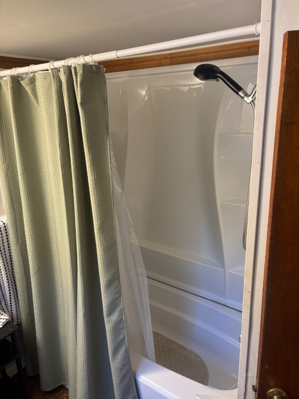 Building Photo - 277 Center St