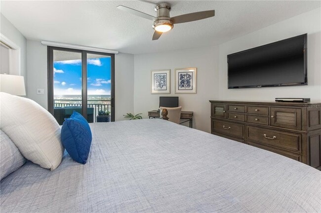 Building Photo - 690 Island Way