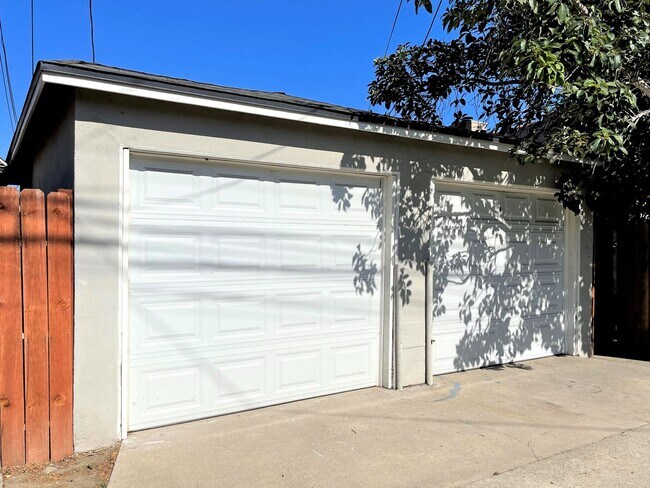Building Photo - 3539-3541 Lewis Ave. Long Beach, CA 90807
