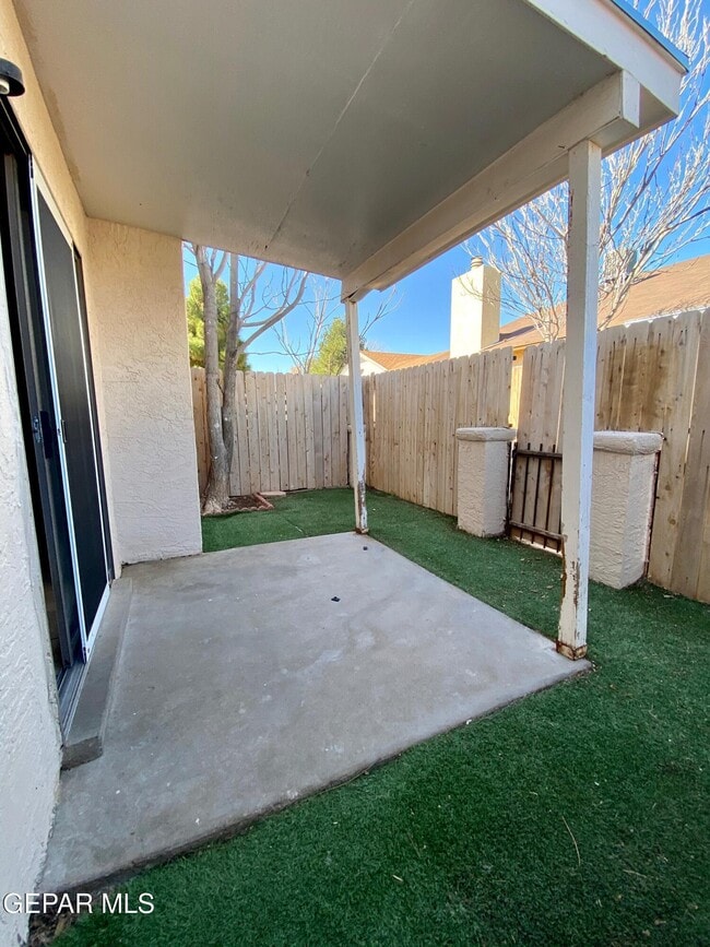 Building Photo - 3225 Isla Banderas Way