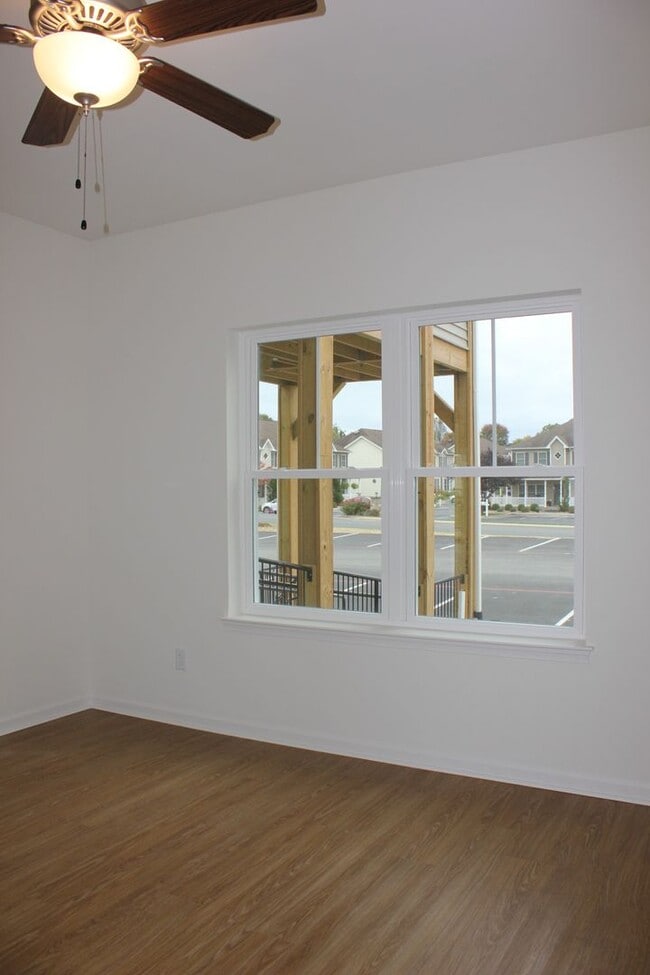 Building Photo - 2 Bed 2 Bath Condo for Rent
