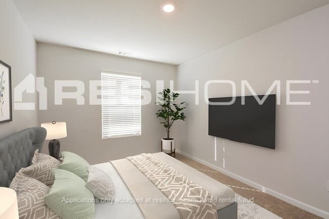 Building Photo - 40 Pommel Ct