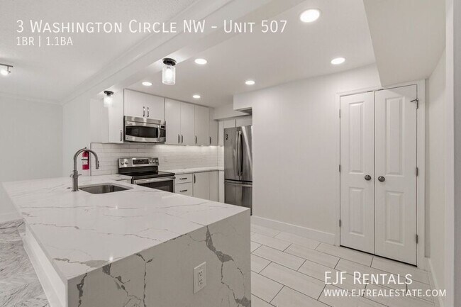 Building Photo - 3 Washington Cir NW