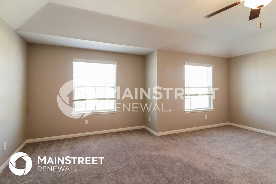 Building Photo - 23019 Bellini Dr