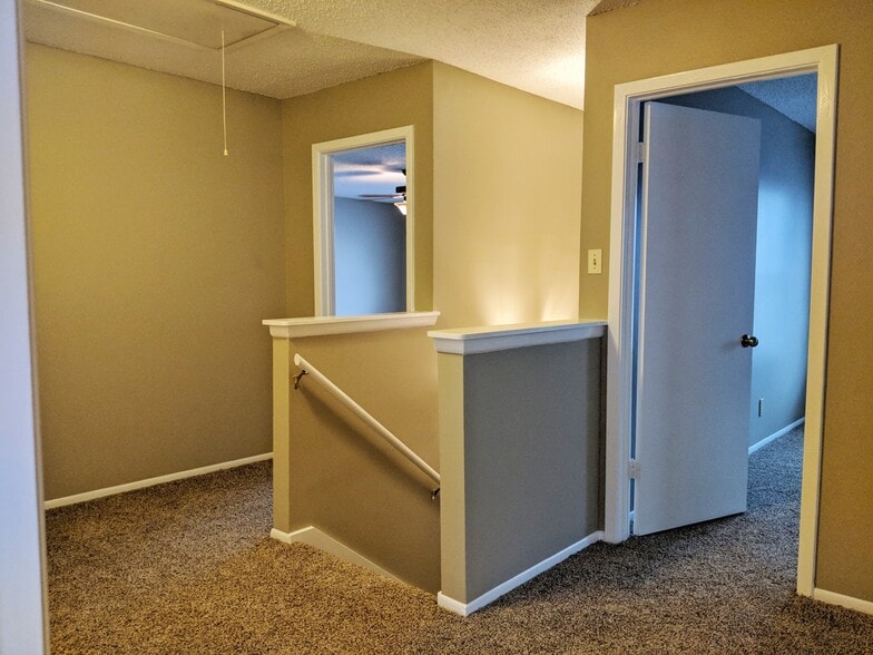 Building Photo - 4507 Sherwood Way