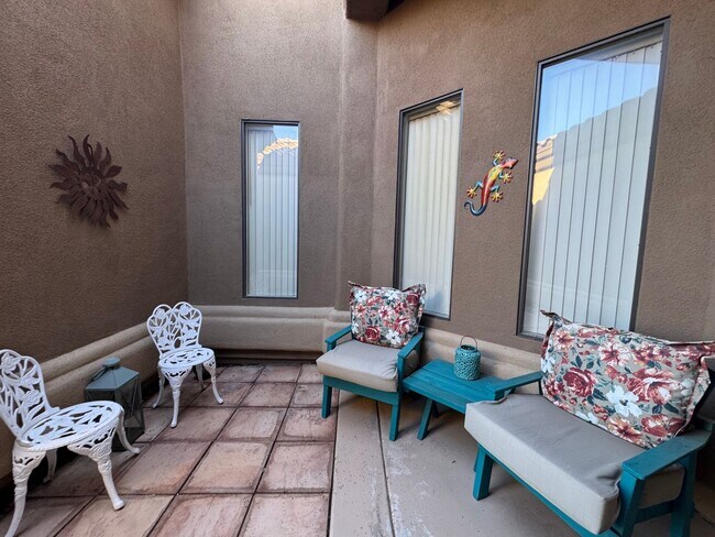 Building Photo - 3 BR Furnished w/Utilities-Vacation Rental- Laughlin Ranch