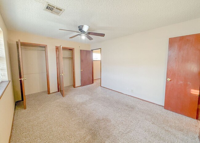Building Photo - 3622 Wynn Cir