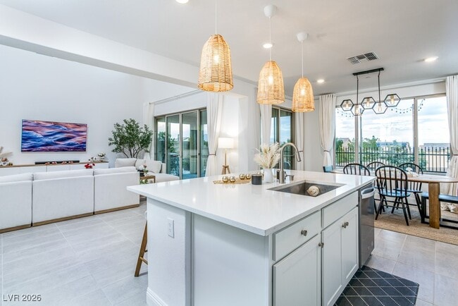 Building Photo - 6504 Castalnova Bend Dr