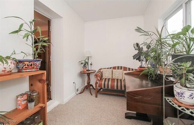 Building Photo - 4178 Bushnell Rd