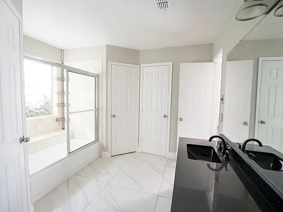 Building Photo - 9083 Prestonview Dr