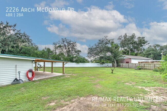 Building Photo - 2226 Arch McDonald Dr